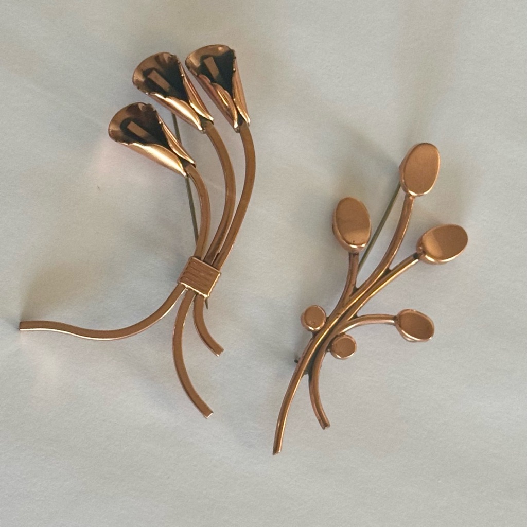 Vintage Lot Of Mid Century Large Floral Design Brooches - Signed 75$
